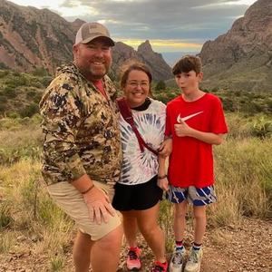 Meet your Posher, Elizabeth